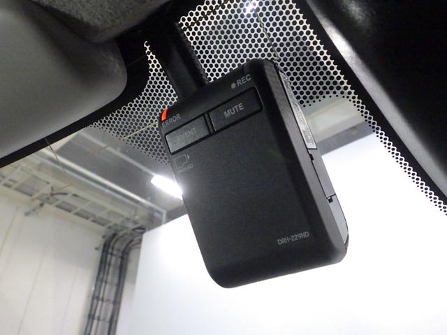 �w�h���C�u���R�[�_�[�x������c�����ƂŖ�����̎��Ԃɑ����������̕K�{�A�C�e���ł��I�}�u���[�L�E�}�n���h�����N�������ہA�����ŋL�^���㏑�����ꂸ�ɕۑ�����A��ło�b���Ŋm�F�o���܂��B