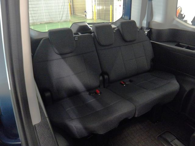 �R��ڂ��K�v�\���ȋ�Ԃ��m�ۂ��Ă��܂������Ƒ��E���ԓ��m�Ń����O�h���C�u���y���߂܂��ˁ�