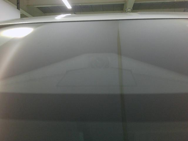 フリード ｅ：ＨＥＶエアーＥＸ　いまコレ＋　８インチナビ　通報システム　フルセグＴＶ　ＵＳＢ接続　Ｂｌｕｅｔｏｏｔｈ接続　ＥＳＣ　サイドエアバッグ　フルオートエアコン　前後誤発進抑制　両側ＰＳＤ　クルーズコントロール　シートヒーター（14枚目）