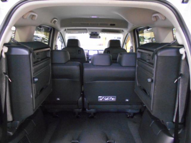 フリード ｅ：ＨＥＶエアーＥＸ　いまコレ＋　８インチナビ　通報システム　フルセグＴＶ　ＵＳＢ接続　Ｂｌｕｅｔｏｏｔｈ接続　ＥＳＣ　サイドエアバッグ　フルオートエアコン　前後誤発進抑制　両側ＰＳＤ　クルーズコントロール　シートヒーター（23枚目）