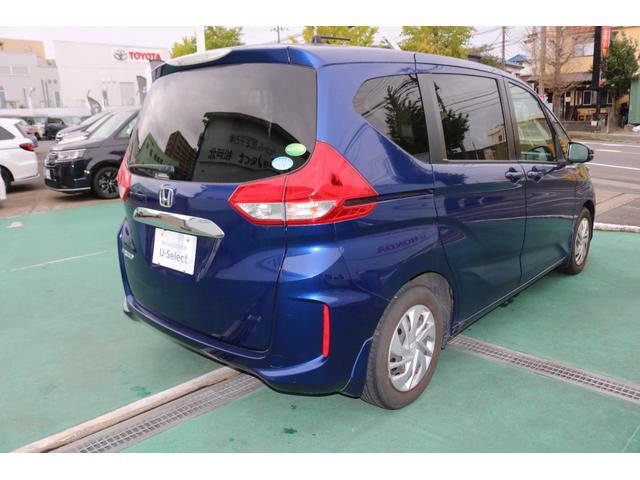 フリード G・ホンダセンシング Fセグ 追突被害軽減ブレーキ 電格ドアミラー Wエアバッグ パワーウィンドウ 車線逸脱警報システム 1オ-ナ- アクティブクルーズコントロール スマートキ カーテンエアバッグ(7枚目)