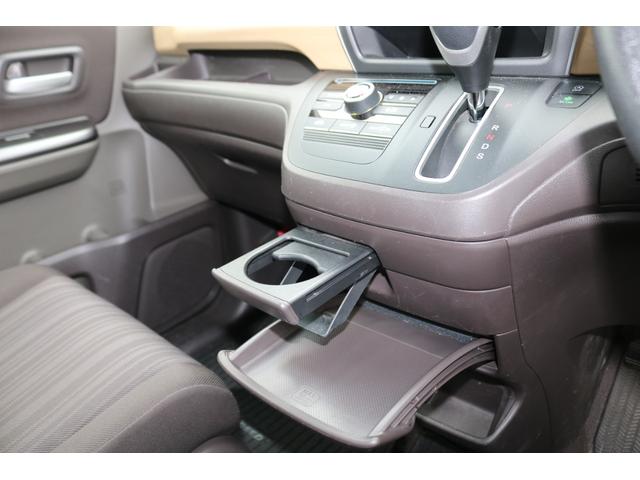 フリード G・ホンダセンシング Fセグ 追突被害軽減ブレーキ 電格ドアミラー Wエアバッグ パワーウィンドウ 車線逸脱警報システム 1オ-ナ- アクティブクルーズコントロール スマートキ カーテンエアバッグ(21枚目)