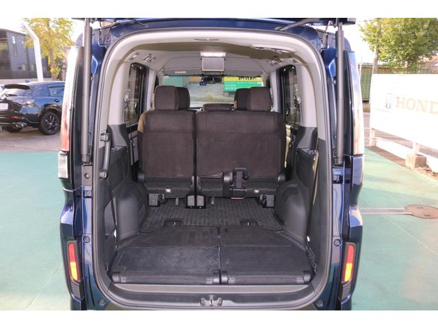 ステップワゴンスパーダ スパーダホンダセンシング LKA 助手席エアバッグ ワンオーナ- Wパワスラ 記録簿有 地デジ サイドエアバッグ ベンチシート LEDライト 電動格納ドアミラー 横滑り防止システム オートエアコン(31枚目)