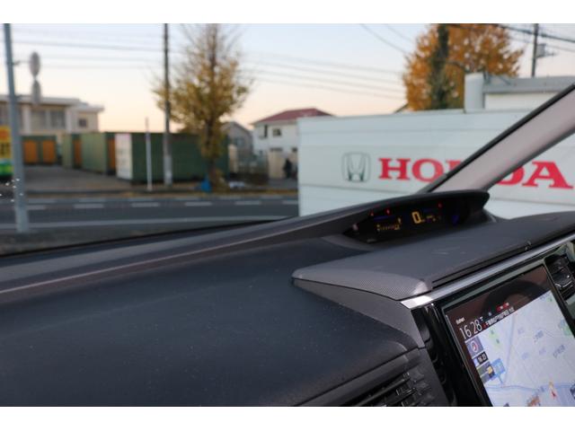 ステップワゴンスパーダ スパーダホンダセンシング LKA 助手席エアバッグ ワンオーナ- Wパワスラ 記録簿有 地デジ サイドエアバッグ LEDライト 電動格納ドアミラー 横滑り防止システム オートエアコン リアカメラ(11枚目)