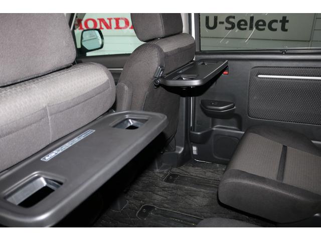 ステップワゴンスパーダ スパーダホンダセンシング LKA 助手席エアバッグ ワンオーナ- Wパワスラ 記録簿有 地デジ サイドエアバッグ LEDライト 電動格納ドアミラー 横滑り防止システム オートエアコン リアカメラ(25枚目)
