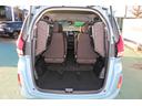 リヤシートは簡単に倒すことが出来るのでラゲッジルームも広がります。レジャーにお仕事に大活躍ですね!