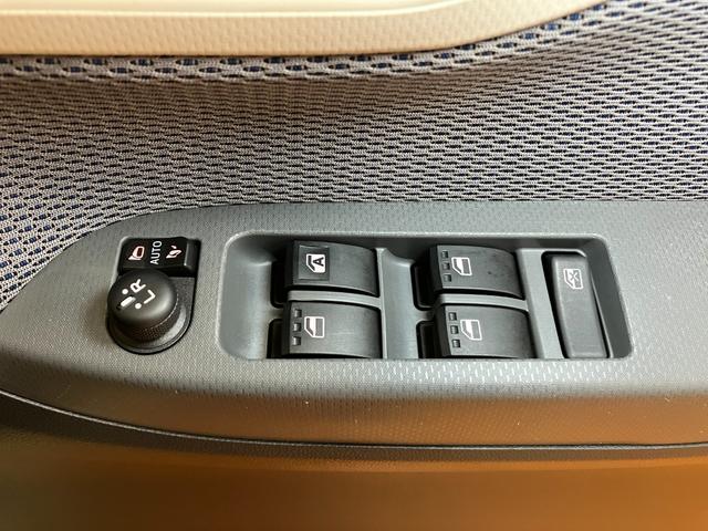 ムーヴ Xターボ SA 4WD スマアシ Bカメラ ステアリングスイッチ オートエアコン Pスタート エコアイドル 横滑り防止機能 誤発進抑制機能 光軸調整ダイヤル 電動格納ミラー キーフリー(16枚目)