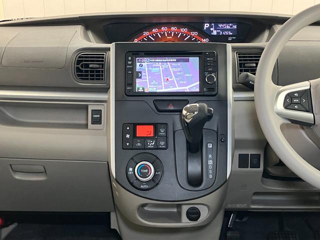 タント Ｘターボ　ＳＡ　スマアシ　ミラクルオープンドア　ステアリングスイッチ　オートエアコン　ＵＳＢ接続端子　片側オートスライドドア　Ｐスタート　エコアイドル　横滑り防止機能　誤発進抑制機能　電動格納ミラー　キーフリー（13枚目）