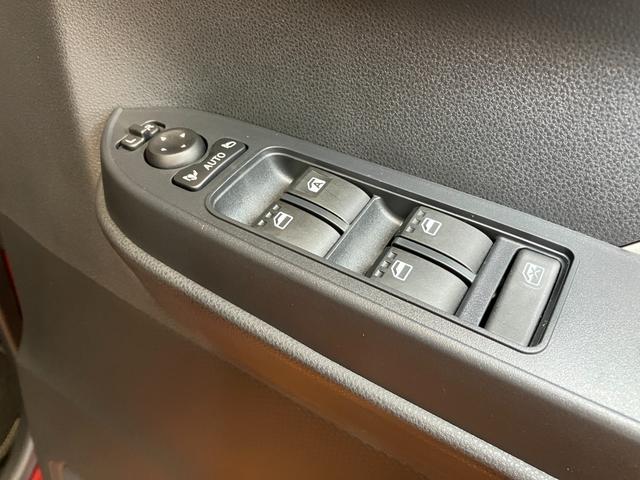 タント X サポカーSワイド適合 ミラクルオープンドア パノラマモニター対応 片側オートスライドドア 電動パーキングブレーキ Pスタート コーナーセンサー シートヒーター ステアリングスイッチ キーフリー(20枚目)