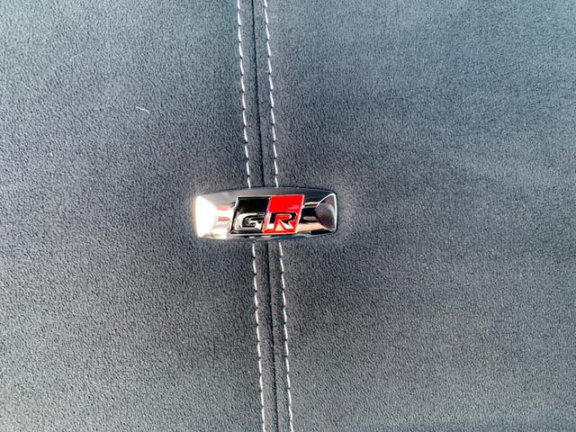 ZS GRスポーツ セーフティセンス 7人 両側自動スライド GRスポーツ専用アルミ&エアロ&サス&マフラー 9型ナビ フルセグ Bカメラ Bluetooth CD録音 DVD 禁煙1オーナー LED クルコン ETC(12枚目)