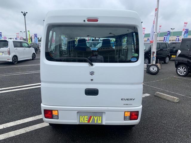 PA ハイルーフ仕様 禁煙車 集中ドアロック 最大積載量350キロ エアコン パワステ AM/FMラジオ スタッドレスタイヤ 夏タイヤ4本車載 ドリンクホルダー(6枚目)