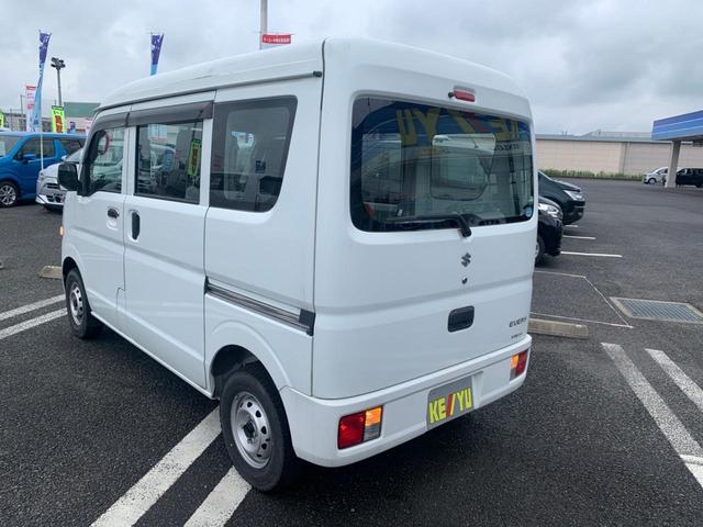 PA ハイルーフ仕様 禁煙車 集中ドアロック 最大積載量350キロ エアコン パワステ AM/FMラジオ スタッドレスタイヤ 夏タイヤ4本車載 ドリンクホルダー(7枚目)