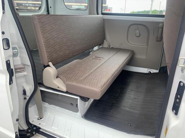 PA ハイルーフ仕様 禁煙車 集中ドアロック 最大積載量350キロ エアコン パワステ AM/FMラジオ スタッドレスタイヤ 夏タイヤ4本車載 ドリンクホルダー(13枚目)