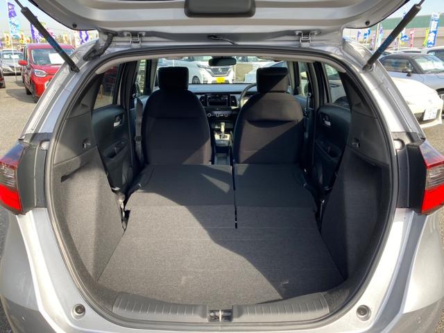 ベーシック ホンダセンシング 禁煙 1オーナー 新品ナビ取付 フルセグTV Bluetooth ETC アダプディブクルコン コーナーセンサー スマートキー プッシュスタート オートライト ウィンカーミラー 取説・保証書有(22枚目)