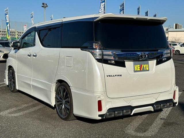 2.5Z Gエディション TRDフルエアロ ツインサンルーフ 禁煙 9インチSDナビ 両側電動スライドドア フルセグTV Bluetooth 前後ドラレコ ETC バックカメラ 電動リアゲート 電動ハーフレザーシートLEDヘッドライト フォグ 20インチアルミ(8枚目)