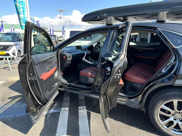 NX300h Iパッケージ レクサスセーフティ+ 禁煙 4WD 1オーナー キャリア SDナビ 3眼LEDヘッドライト フルセグTV Bluetooth ETC2.0 ドラレコ サイド・バックカメラヒーター付電動レザーシート 電動リアゲート(20枚目)