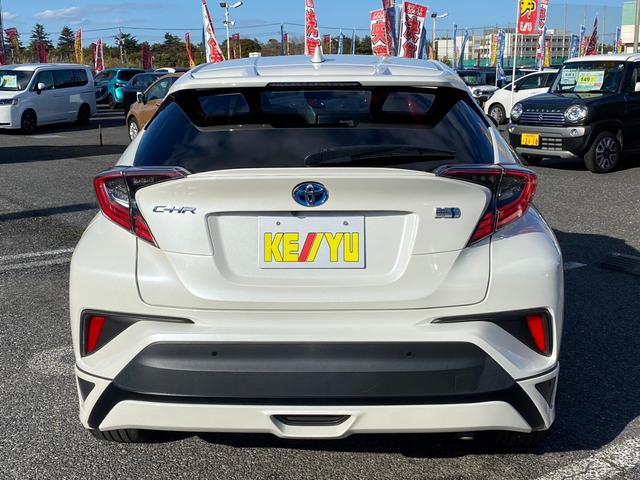 Ｃ－ＨＲ Ｇ　モデリスタフルエアロ　トヨタセーフティセンス　禁煙　９インチＳＤナビ　フルセグＴＶ　Ｂｌｕｅｔｏｏｔｈ　バックカメラ　ＥＴＣ２．０　ドラレコ　ヒーター付ハーフレザーシート　レーダークルコン　シーケンシャルウィンカー　ＬＥＤライト　純正アルミ（8枚目）