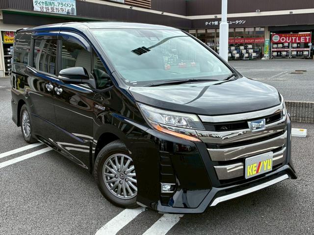 ノア ハイブリッドＳｉ　ダブルバイビー　禁煙　後席モニター　純正ナビ　バックカメラ　衝突軽減システム　クルーズコントロール　ハーフレザーシート　シートヒーター　ＥＴＣ　フルセグ　Ｂｌｕｅｔｏｏｔｈ　オートハイビーム　両側電動スライドドア（6枚目）