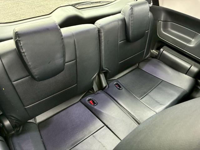 フリード Ｇブラックスタイル　買取直販車　禁煙　６人乗り　ワンオーナー　純正９インチナビ　バックカメラ　フルセグ　Ｂｌｕｅｔｏｏｔｈ　レザー調シートカバー　ホンダセンシング　シートヒーター　両側電動スライドドア　ＥＴＣ　ドラレコ（16枚目）