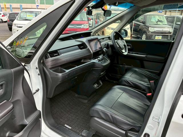 フリード Ｇブラックスタイル　買取直販車　禁煙　６人乗り　ワンオーナー　純正９インチナビ　バックカメラ　フルセグ　Ｂｌｕｅｔｏｏｔｈ　レザー調シートカバー　ホンダセンシング　シートヒーター　両側電動スライドドア　ＥＴＣ　ドラレコ（17枚目）
