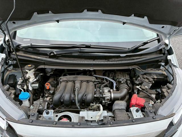 フリード Ｇブラックスタイル　買取直販車　禁煙　６人乗り　ワンオーナー　純正９インチナビ　バックカメラ　フルセグ　Ｂｌｕｅｔｏｏｔｈ　レザー調シートカバー　ホンダセンシング　シートヒーター　両側電動スライドドア　ＥＴＣ　ドラレコ（39枚目）
