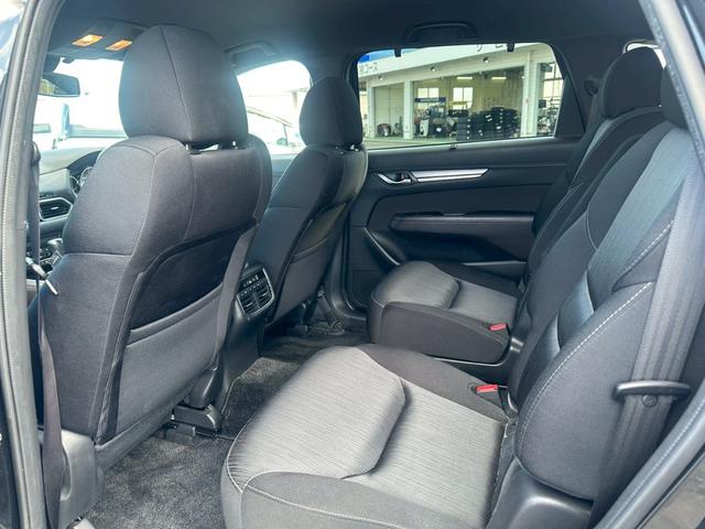 ＣＸ－８ ２５Ｓ　プロアクティブ【下取直販】【禁煙】【ＥＴＣ】　衝突被害軽減　車線逸脱警告　アダプティブクルコン　純正ナビ　ＣＤ／ＤＶＤ　フルセグ　Ｂｌｕｅｔｏｏｔｈ　ＨＵＤ　全方位カメラ　ＬＥＤライト　電動リアゲート　シート＆ステアヒーター　コーナーセンサー（18枚目）