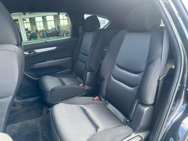 ＣＸ－８ ２５Ｓ　プロアクティブ【下取直販】【禁煙】【ＥＴＣ】　衝突被害軽減　車線逸脱警告　アダプティブクルコン　純正ナビ　ＣＤ／ＤＶＤ　フルセグ　Ｂｌｕｅｔｏｏｔｈ　ＨＵＤ　全方位カメラ　ＬＥＤライト　電動リアゲート　シート＆ステアヒーター　コーナーセンサー（19枚目）