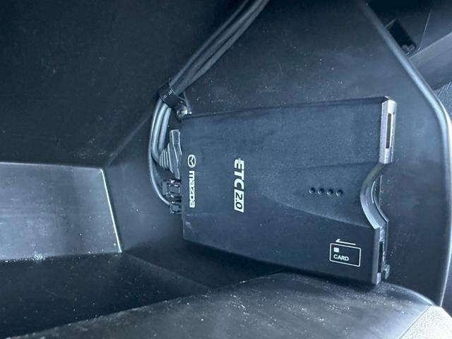 ＣＸ－８ ２５Ｓ　プロアクティブ【下取直販】【禁煙】【ＥＴＣ】　衝突被害軽減　車線逸脱警告　アダプティブクルコン　純正ナビ　ＣＤ／ＤＶＤ　フルセグ　Ｂｌｕｅｔｏｏｔｈ　ＨＵＤ　全方位カメラ　ＬＥＤライト　電動リアゲート　シート＆ステアヒーター　コーナーセンサー（34枚目）