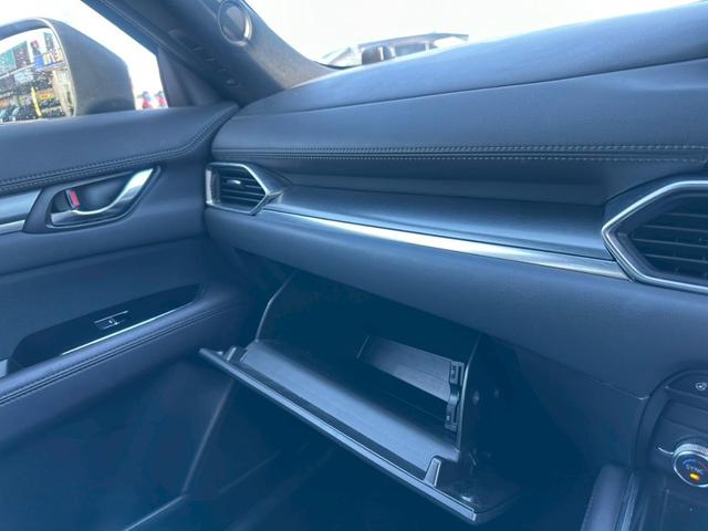 ＣＸ－８ ２５Ｓ　プロアクティブ【下取直販】【禁煙】【ＥＴＣ】　衝突被害軽減　車線逸脱警告　アダプティブクルコン　純正ナビ　ＣＤ／ＤＶＤ　フルセグ　Ｂｌｕｅｔｏｏｔｈ　ＨＵＤ　全方位カメラ　ＬＥＤライト　電動リアゲート　シート＆ステアヒーター　コーナーセンサー（38枚目）