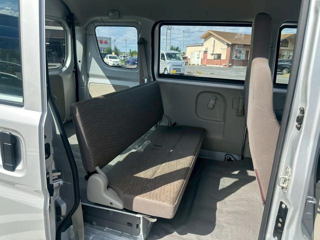 エブリイ PA【4WD】【買取直販】 コムテック製前後ドラレコ/ETC/社外12AW・スタッドレスタイヤ/マニュアルエアコン・パワステ/ABS/取説・保証書(13枚目)