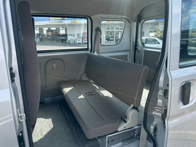 エブリイ PA【4WD】【買取直販】 コムテック製前後ドラレコ/ETC/社外12AW・スタッドレスタイヤ/マニュアルエアコン・パワステ/ABS/取説・保証書(18枚目)