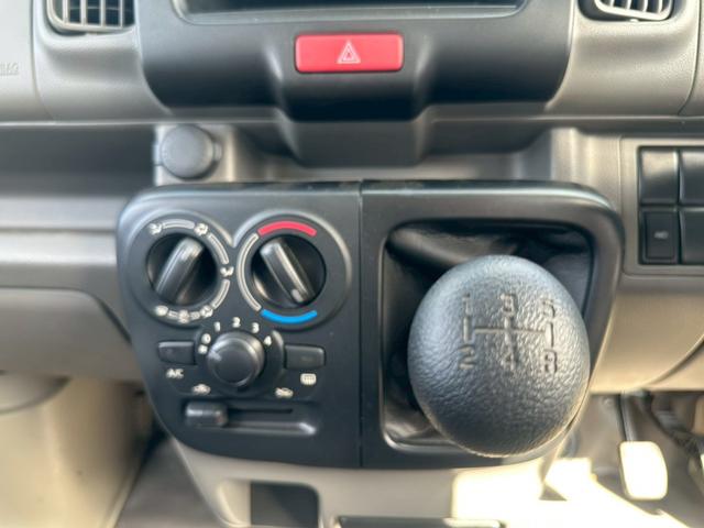 エブリイ PA【4WD】【買取直販】 コムテック製前後ドラレコ/ETC/社外12AW・スタッドレスタイヤ/マニュアルエアコン・パワステ/ABS/取説・保証書(23枚目)