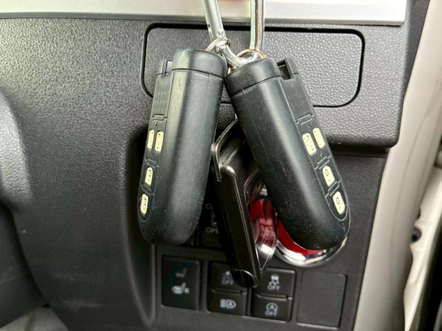 タント カスタムRS トップエディションSAIII【下取直販】禁煙 衝突被害軽減 車線逸脱警告 社外ナビ CD録音 ブルーレイ フルセグ Bluetooth バックカメラ ETC 両側電動スライド LEDライト シートヒーター スマートキー プッシュスタート MC後期(38枚目)