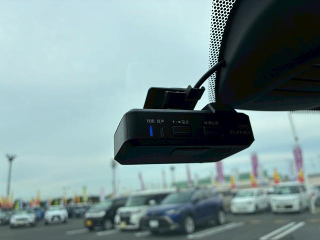 ノート e-パワー X【レンタアップ】【禁煙】 衝突被害軽減 車線逸脱警告 純正ナビ CD録音 DVD再生 フルセグ Bluetooth 全方位カメラ デジタルインナーミラー ETC LEDライト フォグ コーナーセンサー スマートキー 社外アルミ(25枚目)