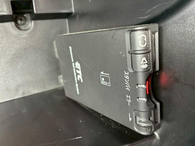 ノート e-パワー X【レンタアップ】【禁煙】 衝突被害軽減 車線逸脱警告 純正ナビ CD録音 DVD再生 フルセグ Bluetooth 全方位カメラ デジタルインナーミラー ETC LEDライト フォグ コーナーセンサー スマートキー 社外アルミ(26枚目)