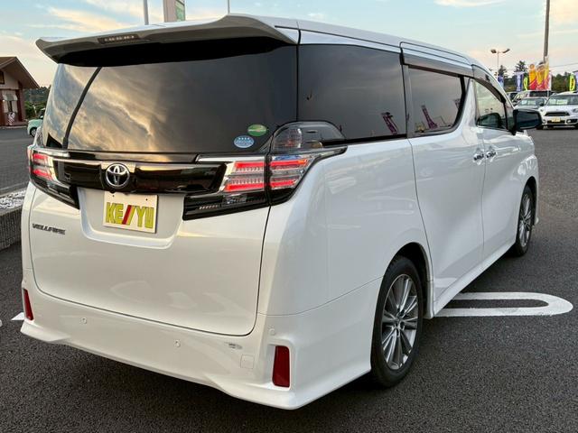 ヴェルファイア 2.5Z Aエディション ゴールデンアイズ【禁煙】 純正9型ナビ CD録音 DVD再生 フルセグTV Bluetooth 後席モニター バックカメラ ETC LEDライト フォグ 両側電動スライド 電動リアゲート コーナーセンサー クルーズコントロール(6枚目)