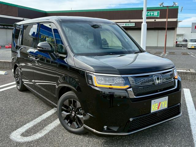 ステップワゴン e:HEVスパーダ【ホンダセンシング】 11.4型ナビ&15.6型後席モニター 後退出庫サポート 全方位カメラ Bluetooth 両側電動スライド 電動リアゲート コーナーセンサー パドルシフト LEDライト フォグ アダプティブクルコン(6枚目)