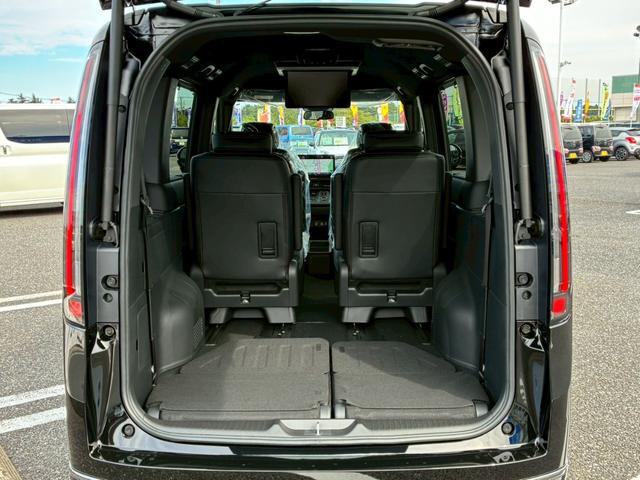 ステップワゴン e:HEVスパーダ【ホンダセンシング】 11.4型ナビ&15.6型後席モニター 後退出庫サポート 全方位カメラ Bluetooth 両側電動スライド 電動リアゲート コーナーセンサー パドルシフト LEDライト フォグ アダプティブクルコン(22枚目)