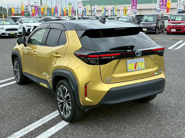 ヤリスクロス ハイブリッドZ【4WD】【下取直販】 衝突被害軽減 車線逸脱警告 アダプティブクルコン 純正9型ディスプレイ フルセグ Bluetooth AC1500W バックカメラ ETC LEDライト コーナーセンサー 電動ハーフレザーシート 禁煙(9枚目)