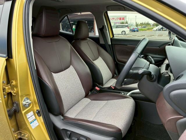 ヤリスクロス ハイブリッドZ【4WD】【下取直販】 衝突被害軽減 車線逸脱警告 アダプティブクルコン 純正9型ディスプレイ フルセグ Bluetooth AC1500W バックカメラ ETC LEDライト コーナーセンサー 電動ハーフレザーシート 禁煙(13枚目)