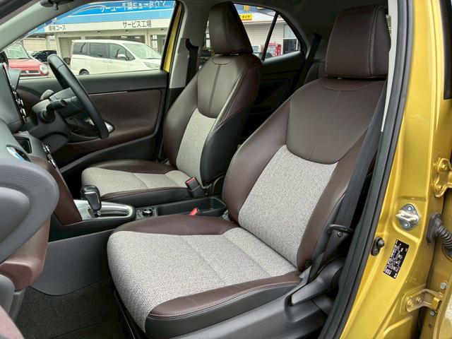 ヤリスクロス ハイブリッドZ【4WD】【下取直販】 衝突被害軽減 車線逸脱警告 アダプティブクルコン 純正9型ディスプレイ フルセグ Bluetooth AC1500W バックカメラ ETC LEDライト コーナーセンサー 電動ハーフレザーシート 禁煙(17枚目)