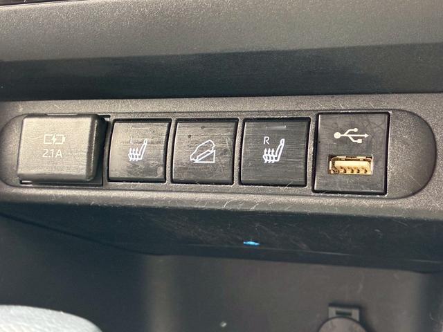 ヤリスクロス ハイブリッドZ【4WD】【下取直販】 衝突被害軽減 車線逸脱警告 アダプティブクルコン 純正9型ディスプレイ フルセグ Bluetooth AC1500W バックカメラ ETC LEDライト コーナーセンサー 電動ハーフレザーシート 禁煙(35枚目)