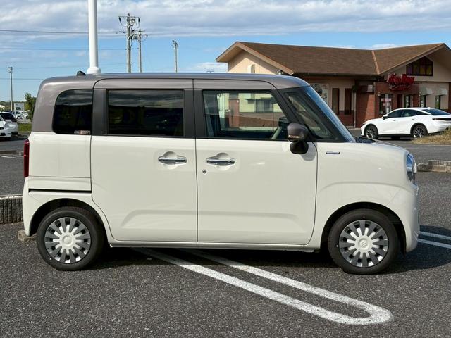 ワゴンRスマイル ハイブリッドX【届出済未使用車】【4WD】 衝突被害軽減 車線逸脱警告 アダプティブクルコン 全方位カメラ付純正9型ナビ CD/DVD フルセグTV Bluetooth HUD LEDライト 両側電動スライド コーナーセンサー シートヒーター(11枚目)