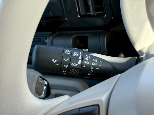 ワゴンRスマイル ハイブリッドX【届出済未使用車】【4WD】 衝突被害軽減 車線逸脱警告 アダプティブクルコン 全方位カメラ付純正9型ナビ CD/DVD フルセグTV Bluetooth HUD LEDライト 両側電動スライド コーナーセンサー シートヒーター(32枚目)