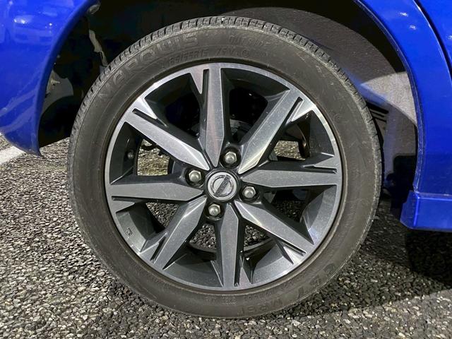 デイズルークス ハイウェイスター　Ｇターボ【ＭＣ後期】　衝突被害軽減　車線逸脱警告　純正ナビ　ＣＤ／ＤＶＤ再生　フルセグ　Ｂｌｕｅｔｏｏｔｈ　全方位カメラ　ＥＴＣ　ＬＥＤライト　両側電動スライド　クルコン　スマートキー　サーキュレーター　サンシェード　禁煙（9枚目）