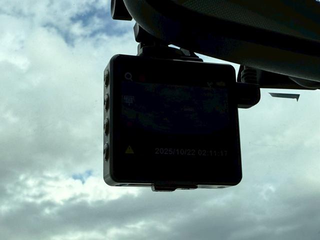 フィット G【買取直販】 社外メモリーナビ CD再生 ワンセグTV ヘッドライトレベライザー ETC 電動格納ミラー ミラーウィンカー キーレスエントリー オートA/C Wエアバック 禁煙(7枚目)