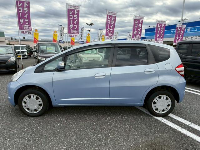 フィット G【買取直販】 社外メモリーナビ CD再生 ワンセグTV ヘッドライトレベライザー ETC 電動格納ミラー ミラーウィンカー キーレスエントリー オートA/C Wエアバック 禁煙(8枚目)