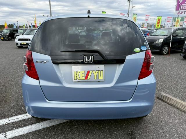 フィット G【買取直販】 社外メモリーナビ CD再生 ワンセグTV ヘッドライトレベライザー ETC 電動格納ミラー ミラーウィンカー キーレスエントリー オートA/C Wエアバック 禁煙(12枚目)