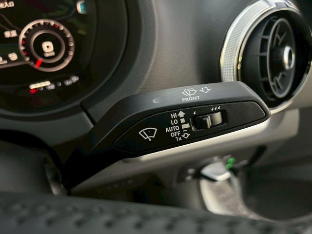 Ａ３セダン １．４ＴＦＳＩ【下取直販】【禁煙】　純正ナビ　ＣＤ／ＤＶＤ再生　フルセグＴＶ　Ｂｌｕｅｔｏｏｔｈ　バックカメラ　ＥＴＣ　ＨＩＤライト　スマートキー　プッシュスタート　クルーズコントロール　コーナーセンサー　電格ミラー　ウィンカーミラー（37枚目）