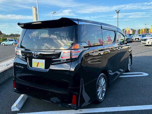 買取直販車　ツインサンルーフ　フリップダウンモニター　禁煙　クルーズコントロール　純正１０インチナビ　ハーフレザーシート　バックカメラ　ＥＴＣ　フルセグＴＶ　ＣＤ　ＤＶＤ　オートブレーキホールド